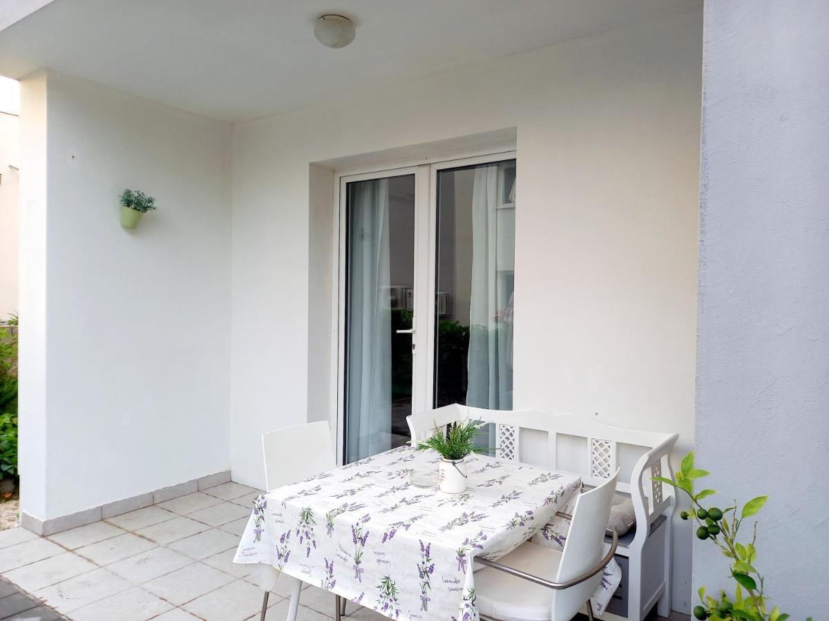 Apartments Marusic Makarska Exterior photo